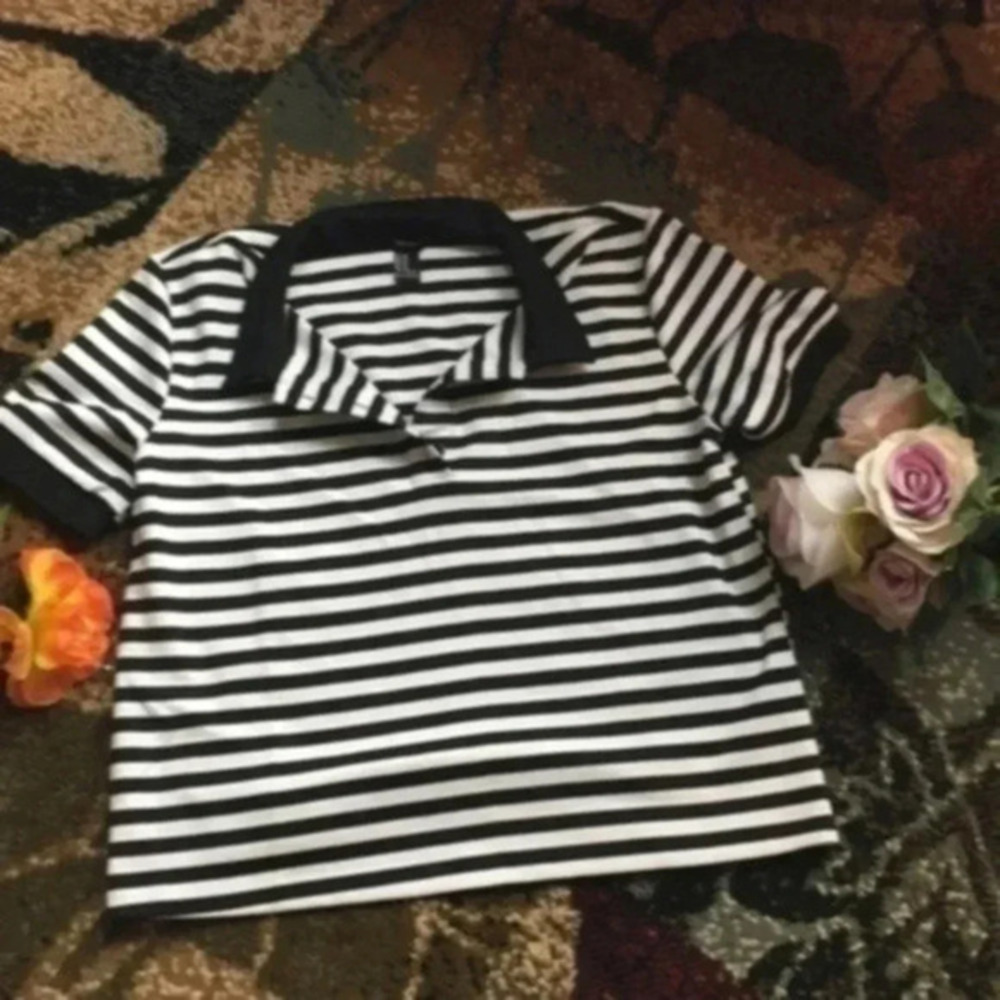 FOREVER 21. Ladies Top
